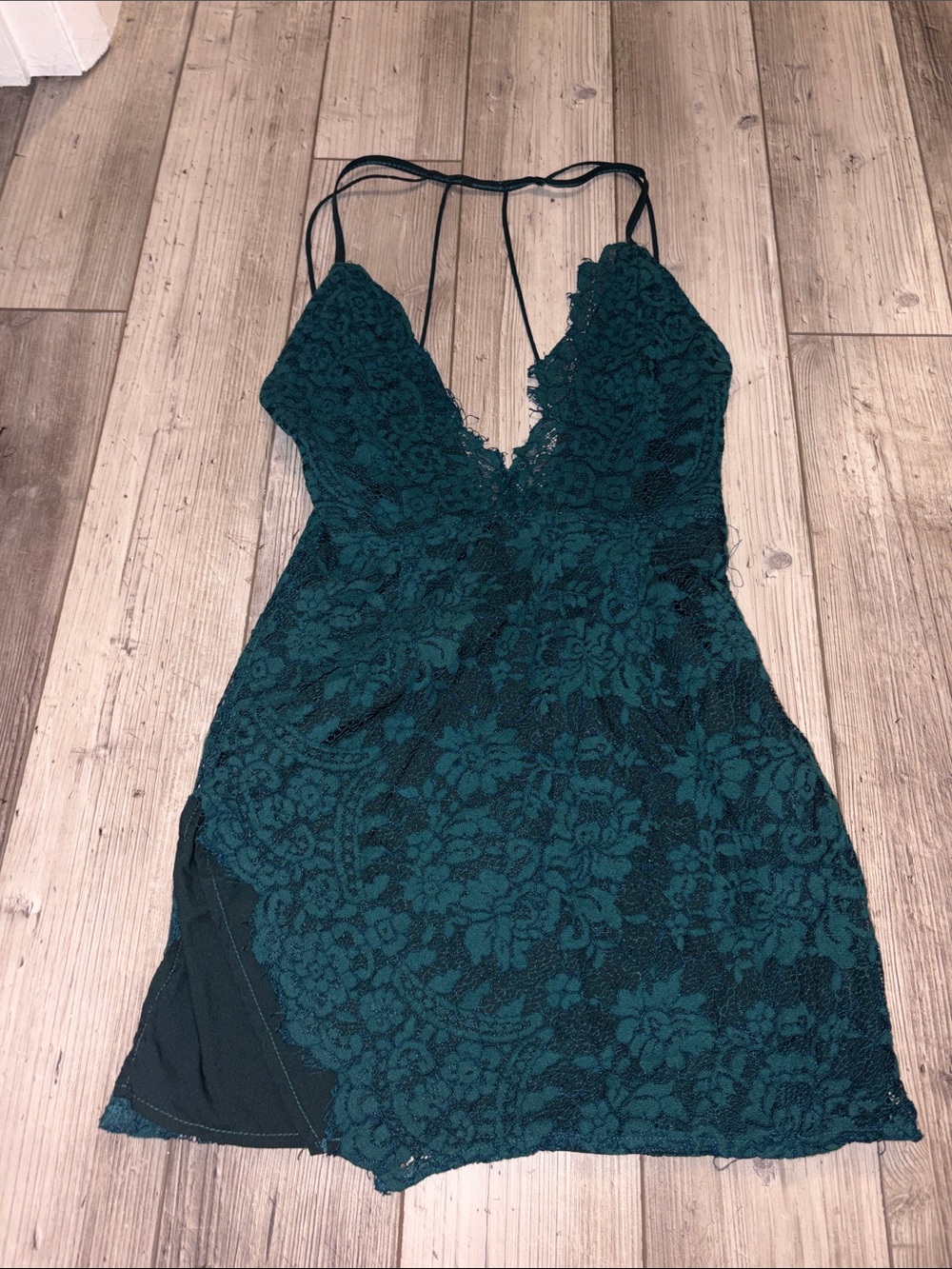 Tobi Lace Plunge V-Neck Slip Dress in Teal
